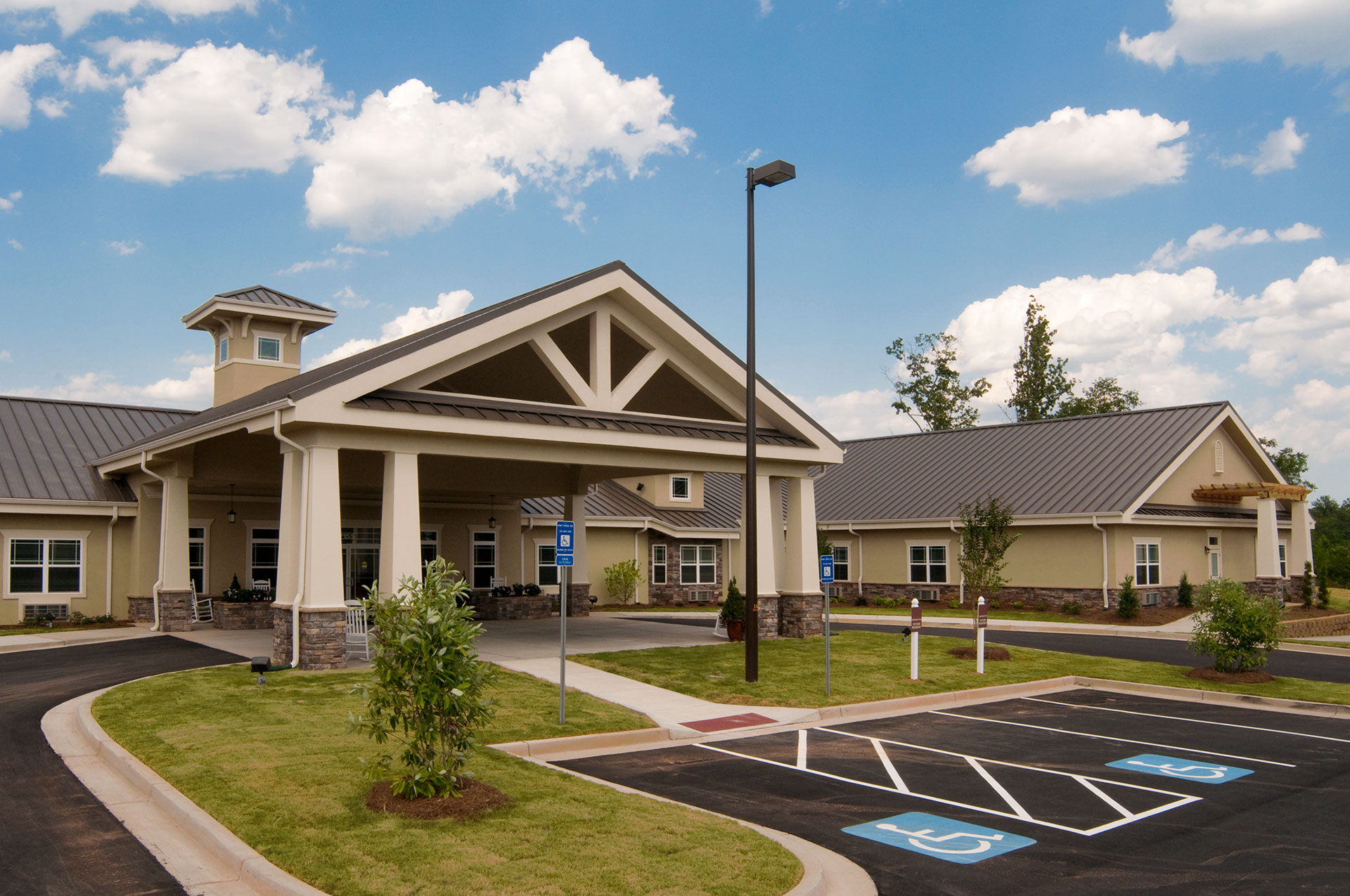 Why Move to a Senior Living Community in Covington