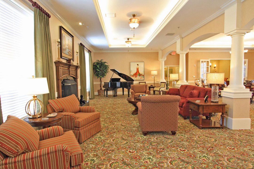 Assisted Living Apartments | Caring | Kansas City | Home